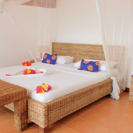 Albatross Ocean View Hotel Dongwe Bagian luar foto