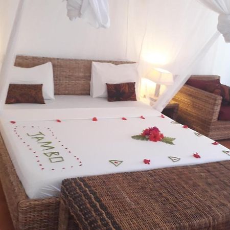 Albatross Ocean View Hotel Dongwe Bagian luar foto