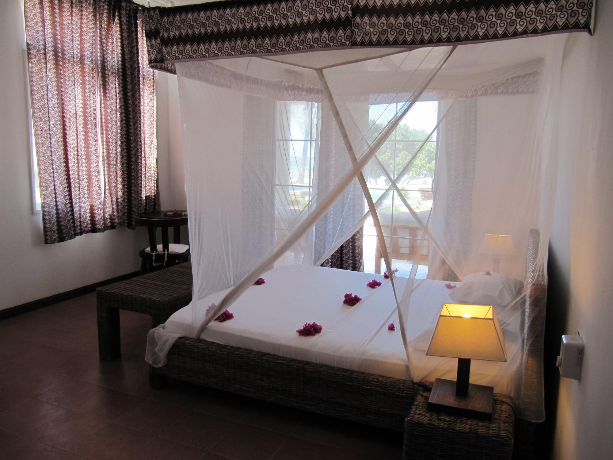 Albatross Ocean View Hotel Dongwe Bagian luar foto