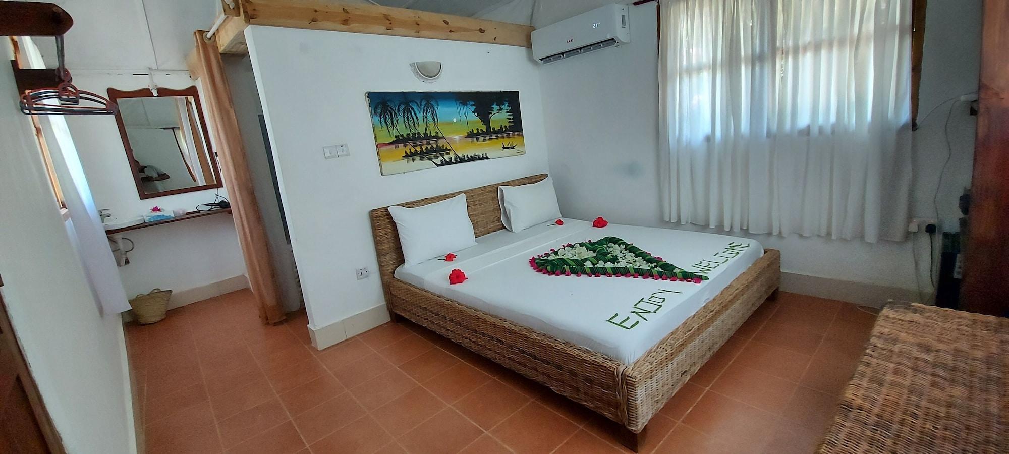 Albatross Ocean View Hotel Dongwe Bagian luar foto
