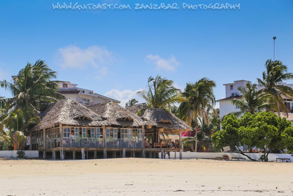 Albatross Ocean View Hotel Dongwe Bagian luar foto