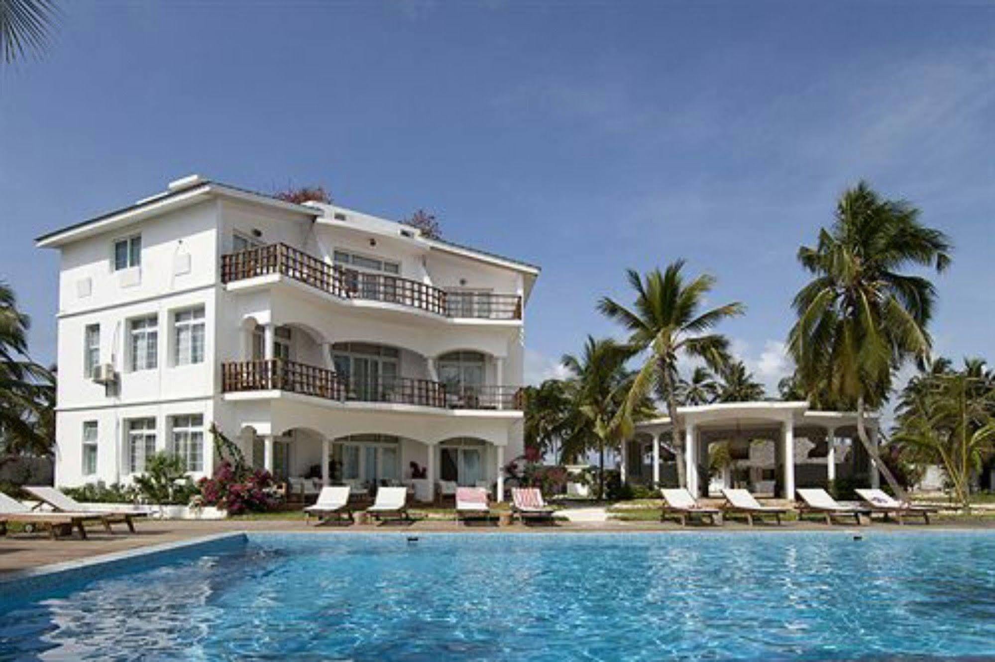 Albatross Ocean View Hotel Dongwe Bagian luar foto